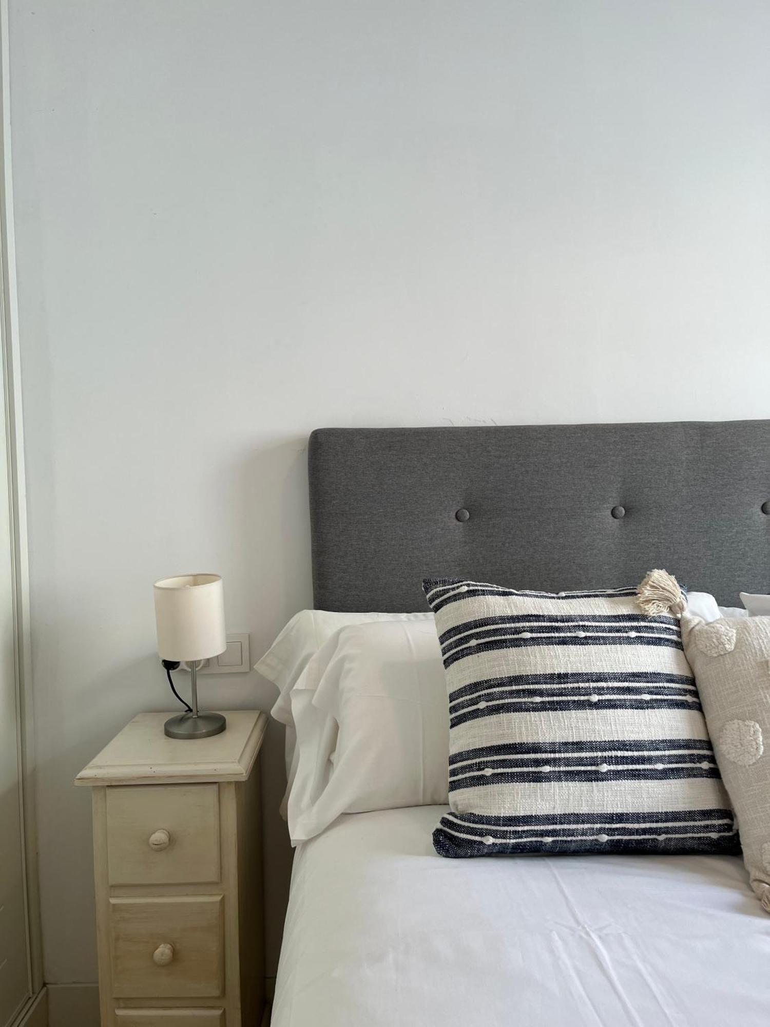 Balcones De Jauregui Premium Apartment Севиля Екстериор снимка